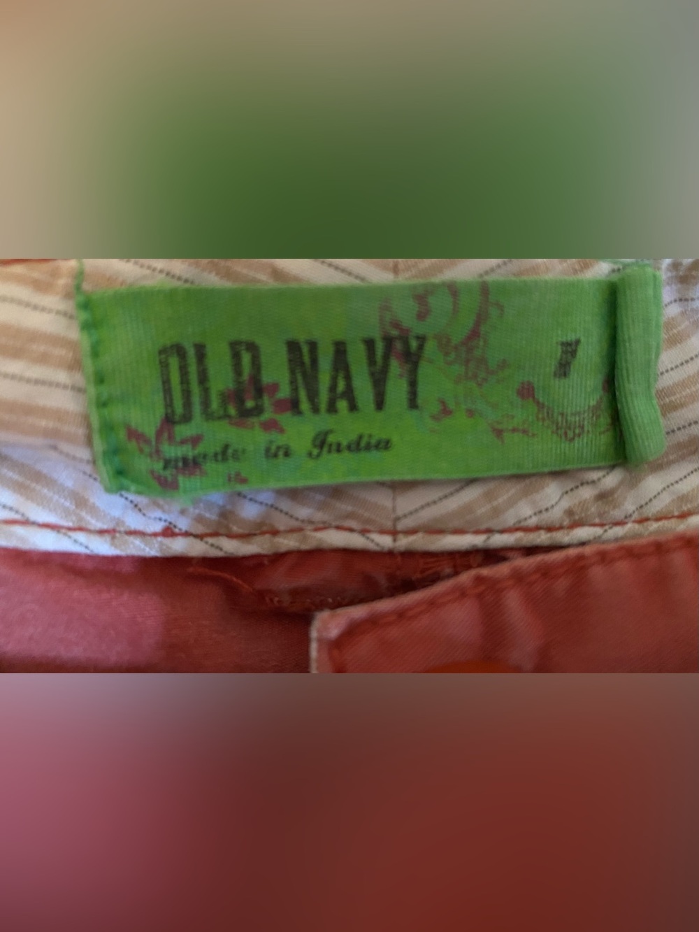 Old Navy Cargo Shorts - Picture 2 of 2